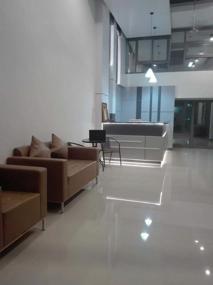 Ud House Aparthotel Udon Thani Luaran gambar